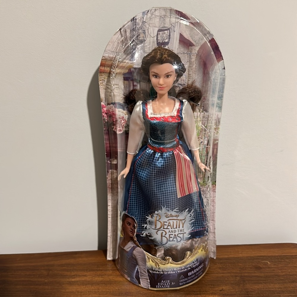 👑 NEW Disney Beauty and the Beast. Village Dress.